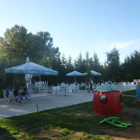 Hotel Red Apple 3*