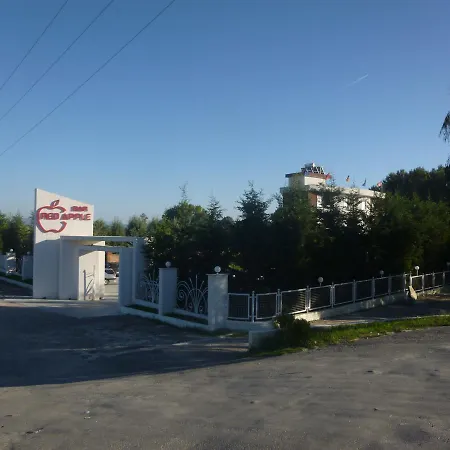 Red Apple Hotel 3*